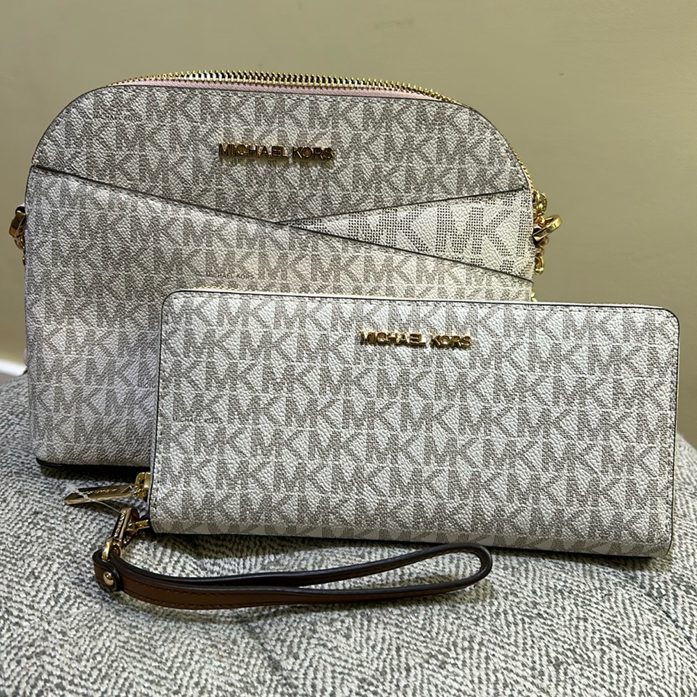 Michael Kors Jet Set Travel Crossbody and Large Wallet Duo